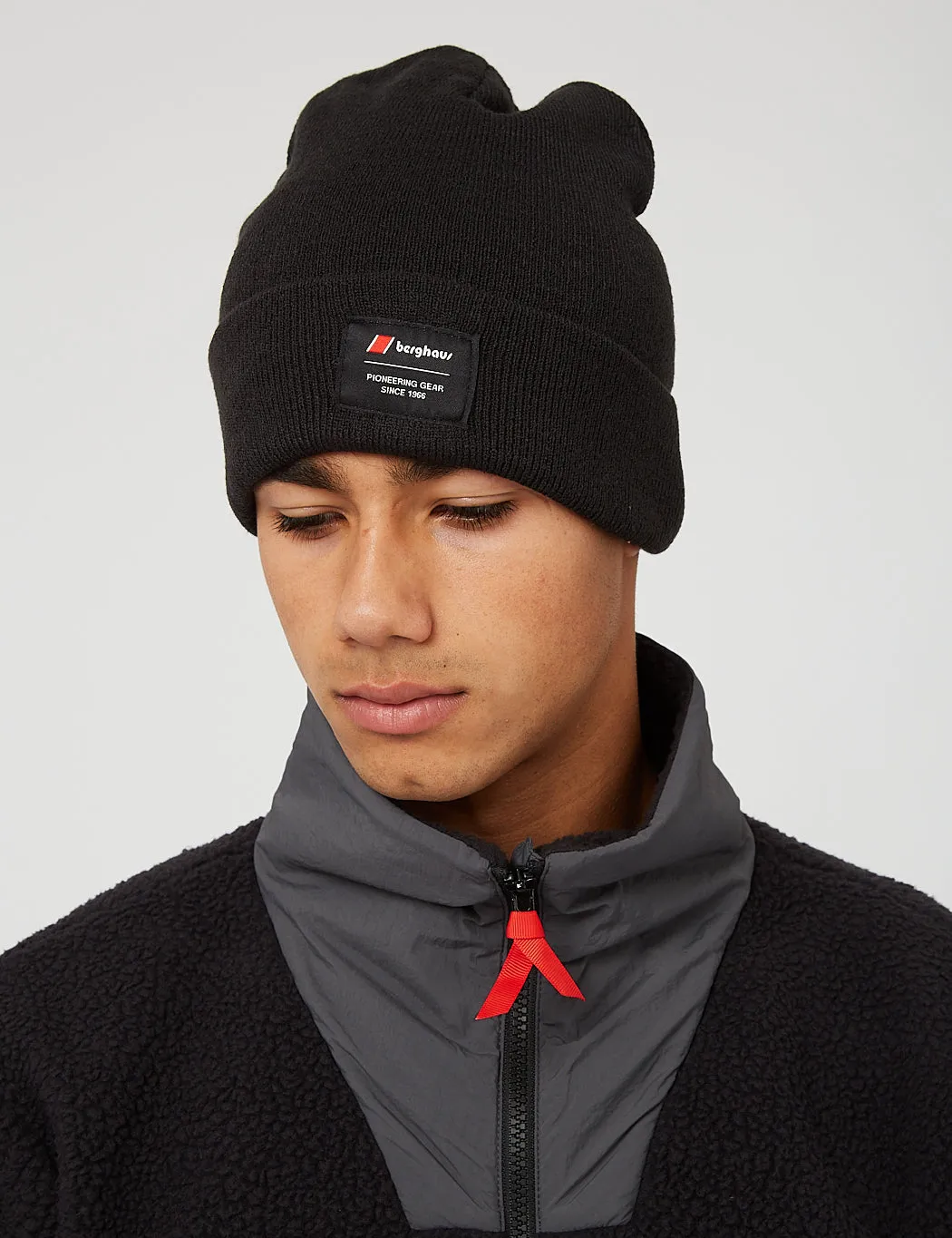 Berghaus Dean Street Heritage Badge Beanie Hat - Black/Black