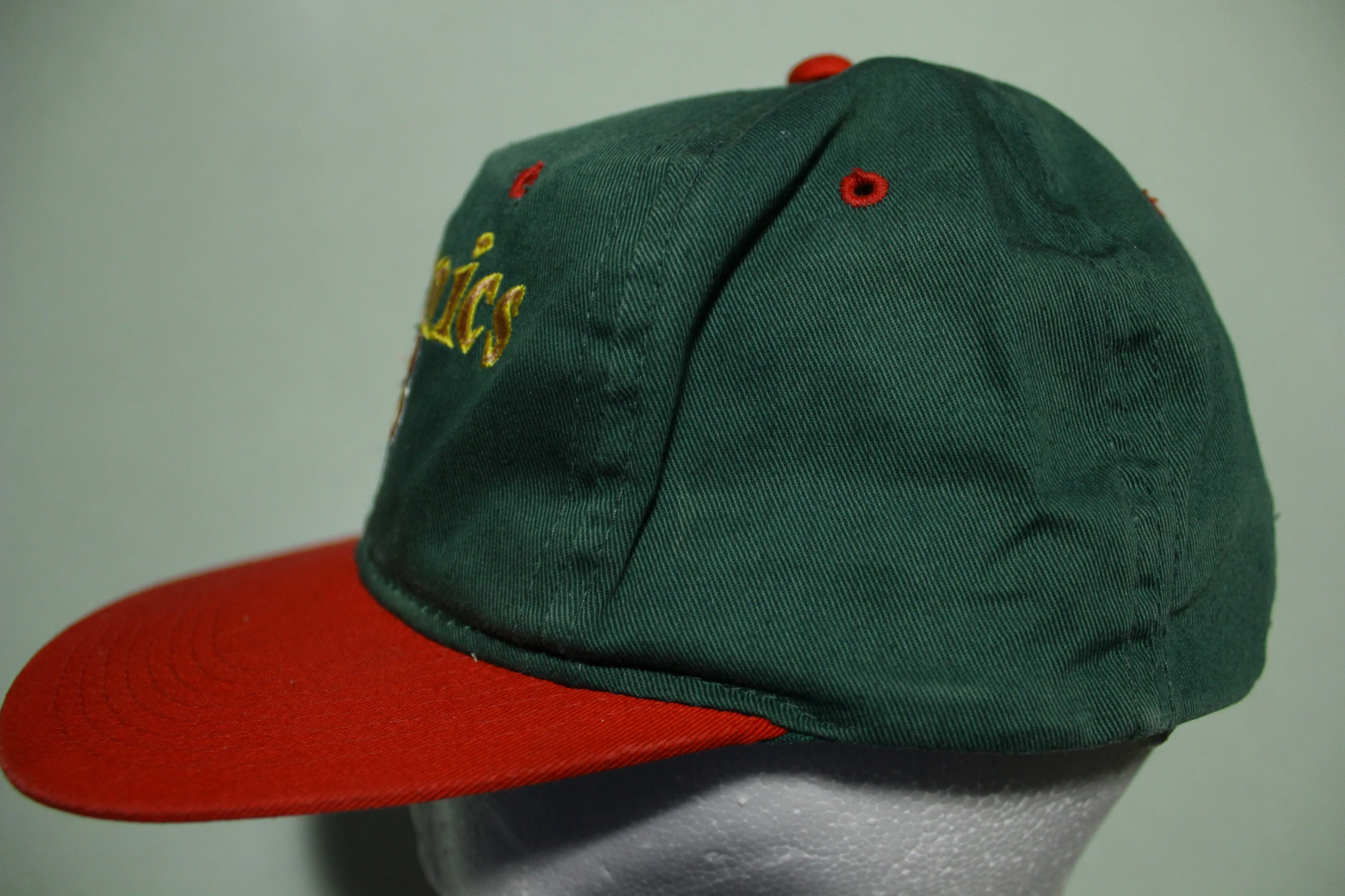 Seattle Sonics Vintage 90's Adjustable Snapback Basketball Hat